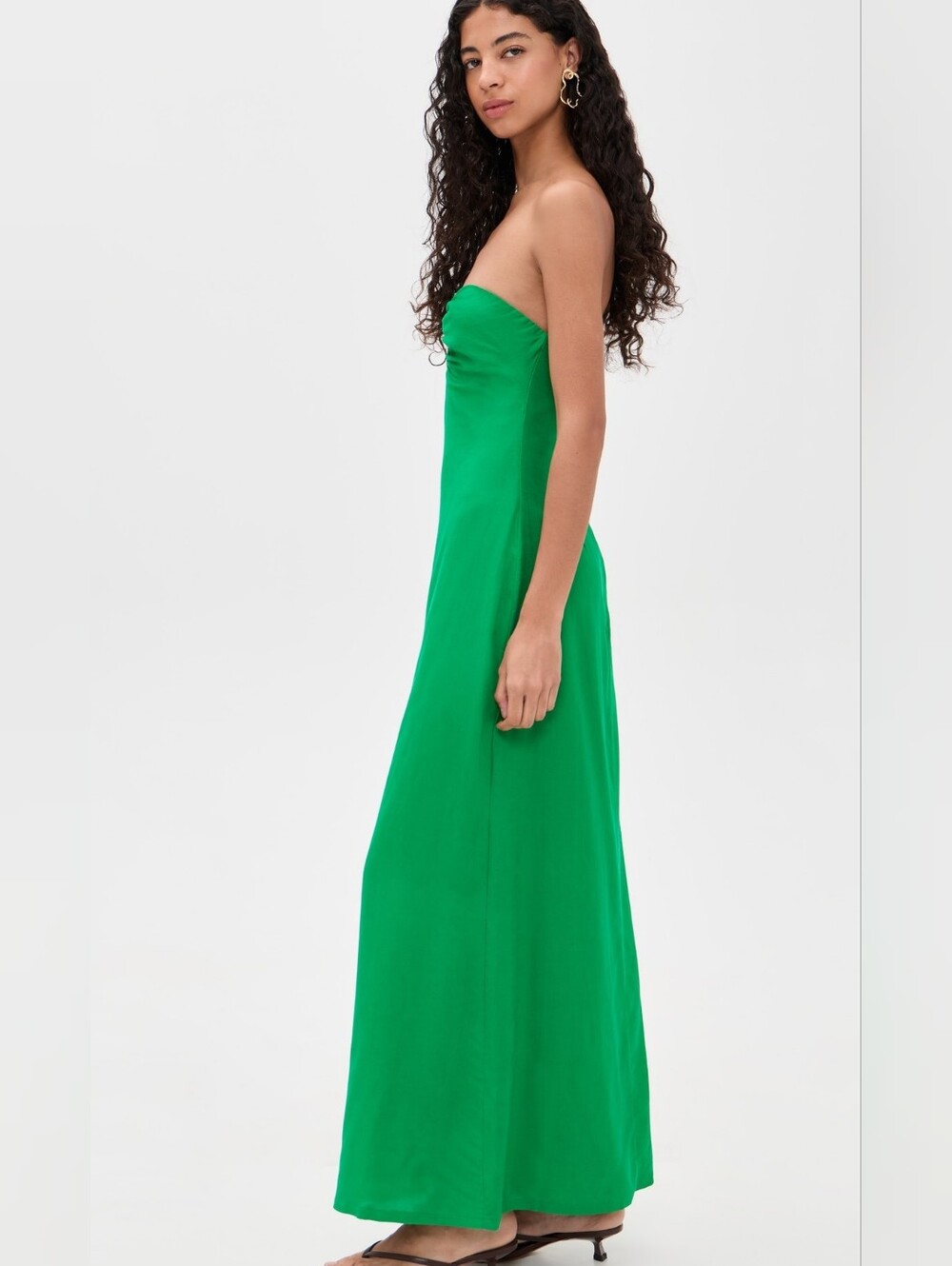 Strapless Green Maxi Dress with Ruched Sweetheart Neckline